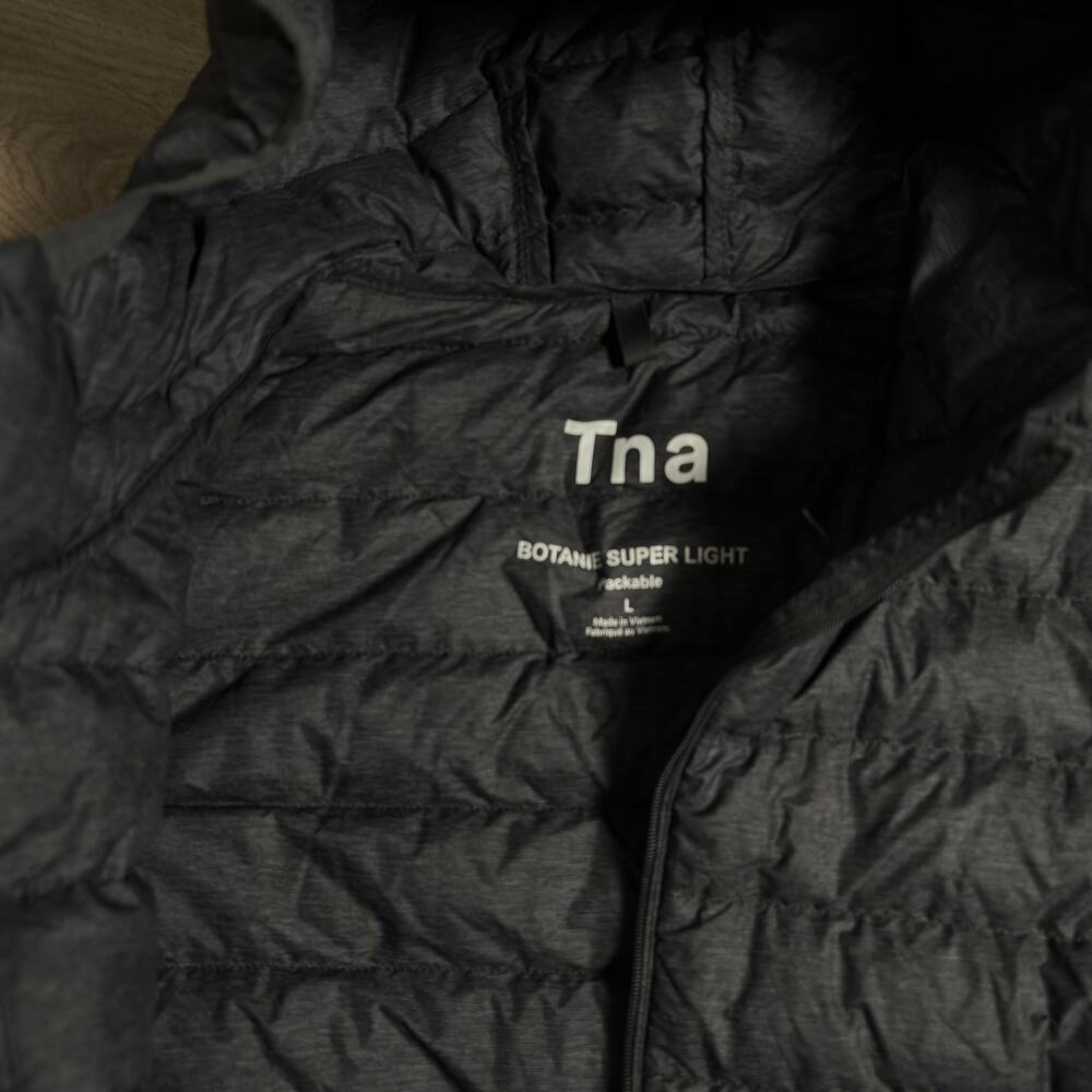 Aritzia Tna Botanie Super Light Hooded Down Puffer long- Dark Grey - Large - Picture 5 of 10
